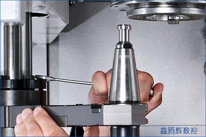 陶瓷精雕機(jī)